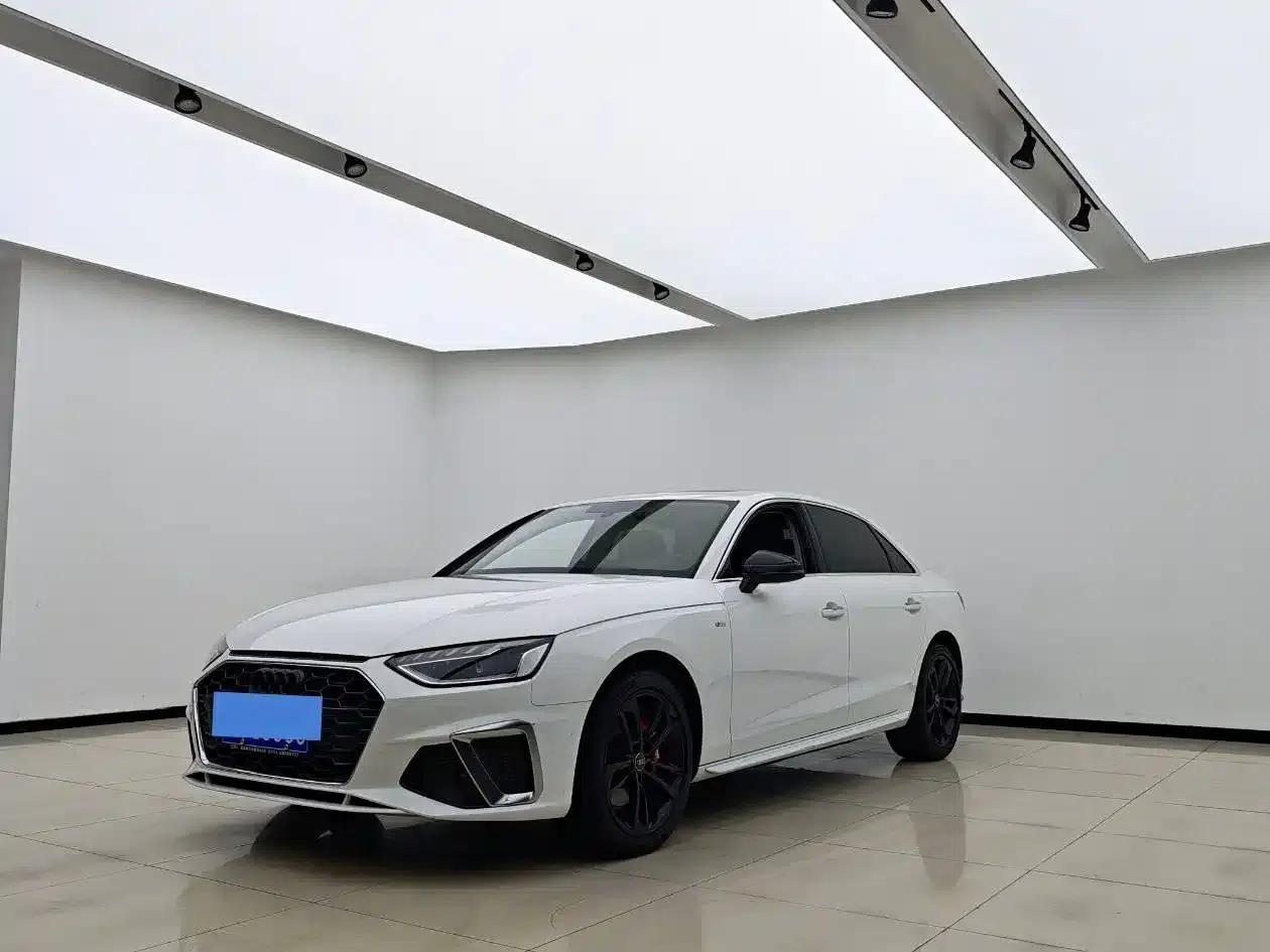 Audi A4L 2022 40 TFSI Fashion Dynamic Edition — миниатюра 1