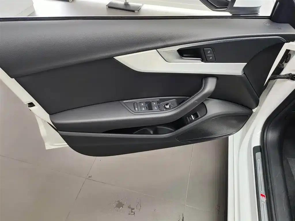 Audi A4L 2019 40 TFSI Fashion Edition (China VI Emission Standard) — миниатюра 21