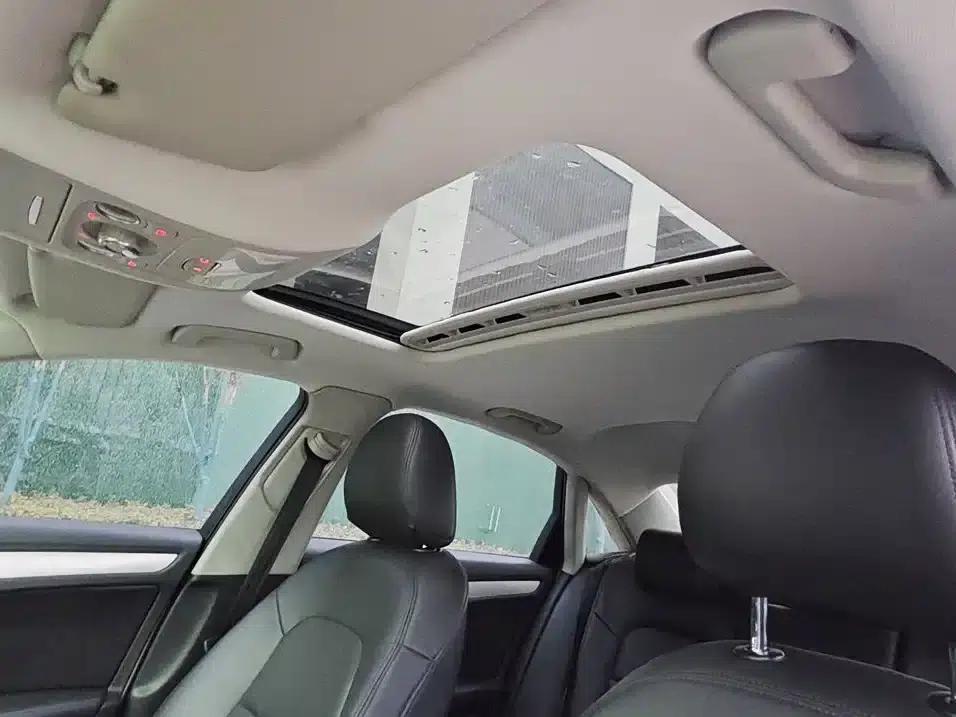 Audi A4L 2013 35 TFSI Automatic Comfort — миниатюра 11
