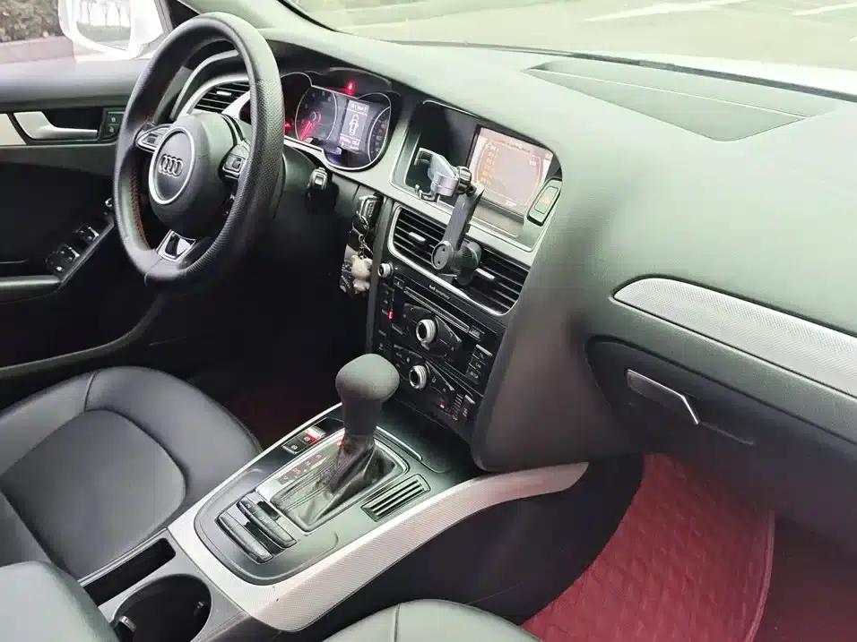 Audi A4L 2013 35 TFSI Automatic Comfort — миниатюра 10