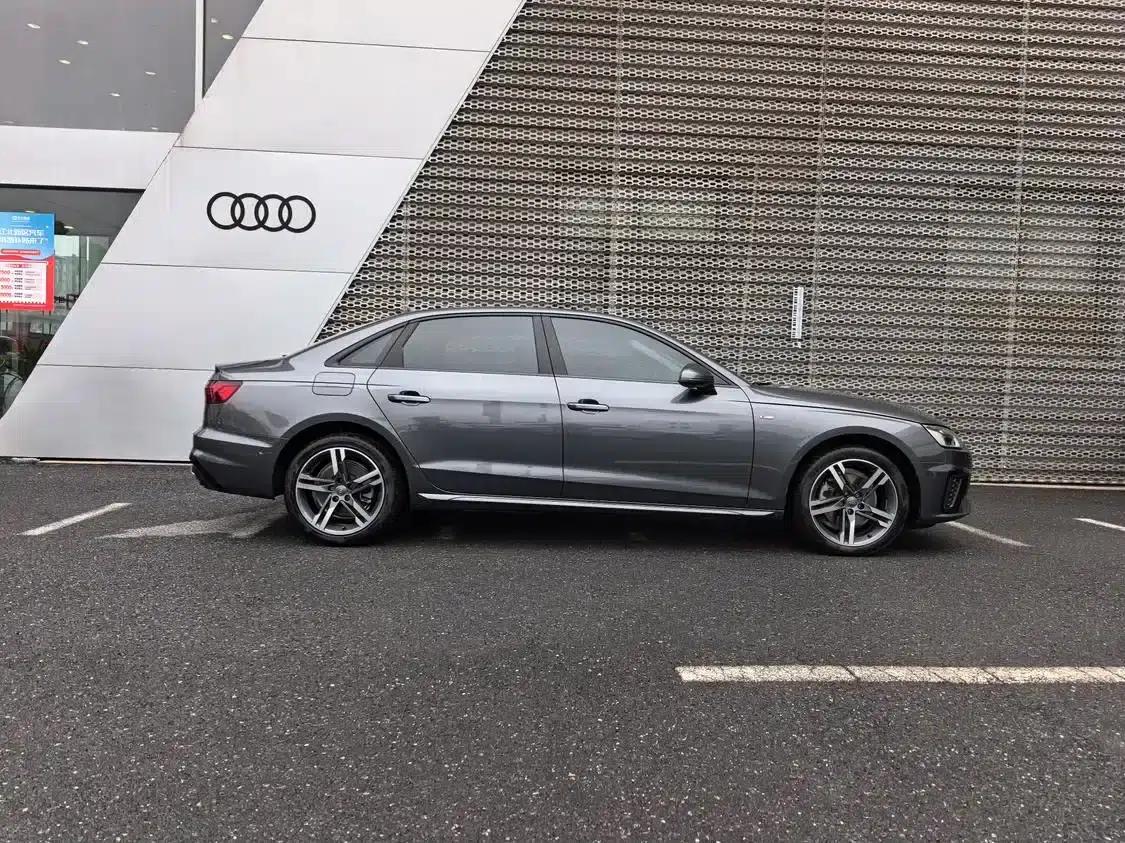 Audi A4L 2020 40 TFSI Luxury Dynamic — миниатюра 3