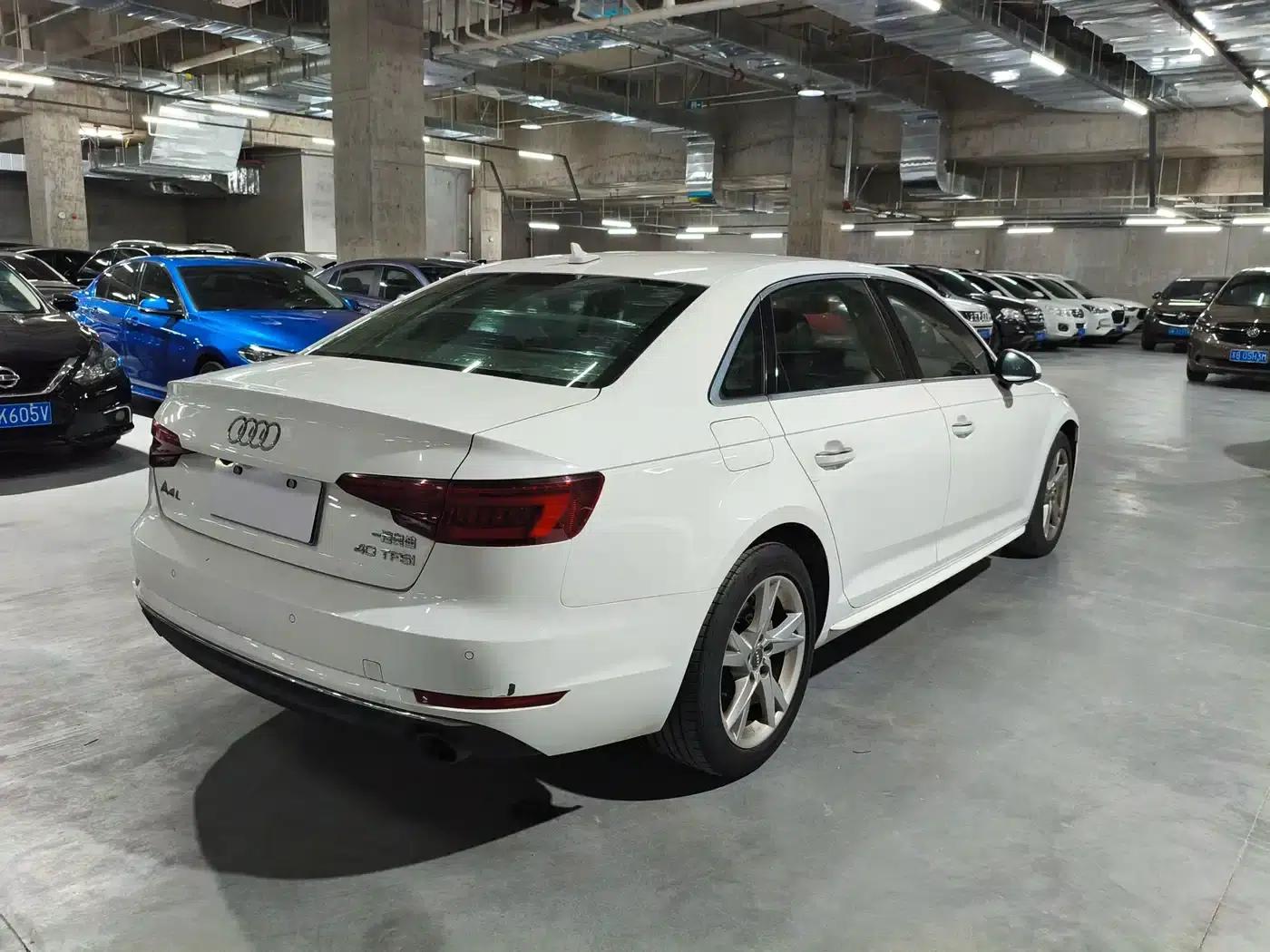 Audi A4L 2018 30th Anniversary Edition 40 TFSI Progressive — миниатюра 11