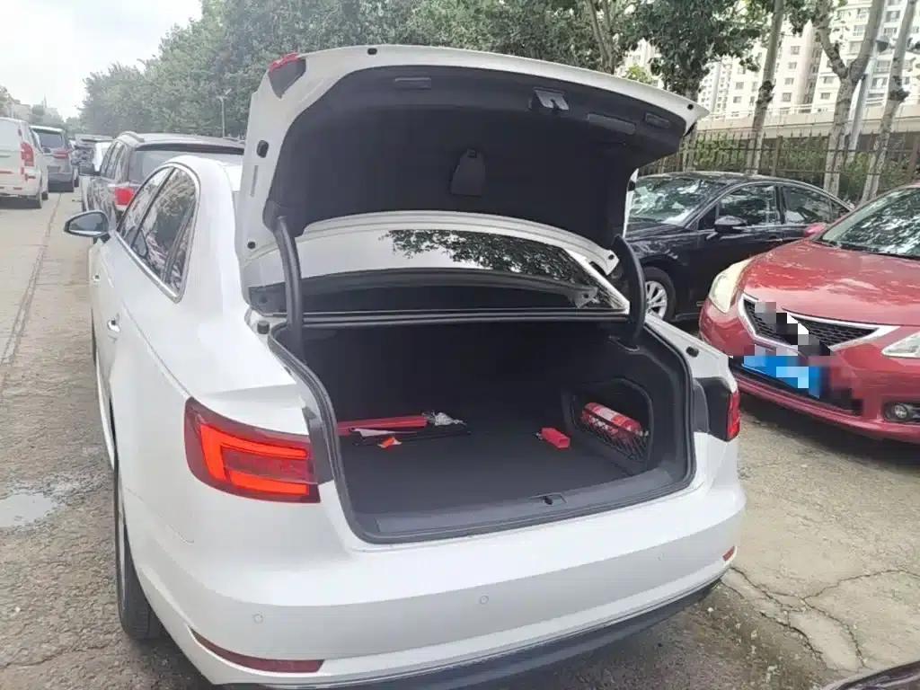 Audi A4L 2018 30th Anniversary Edition 40 TFSI Progressive — миниатюра 19