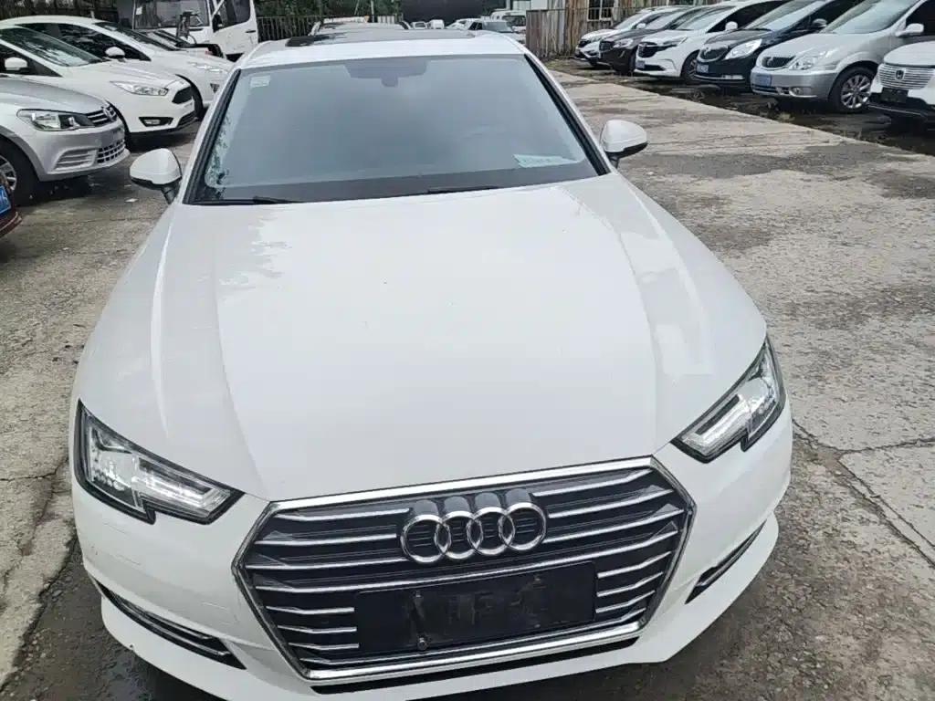 Audi A4L 2018 30th Anniversary Edition 40 TFSI Progressive — миниатюра 3