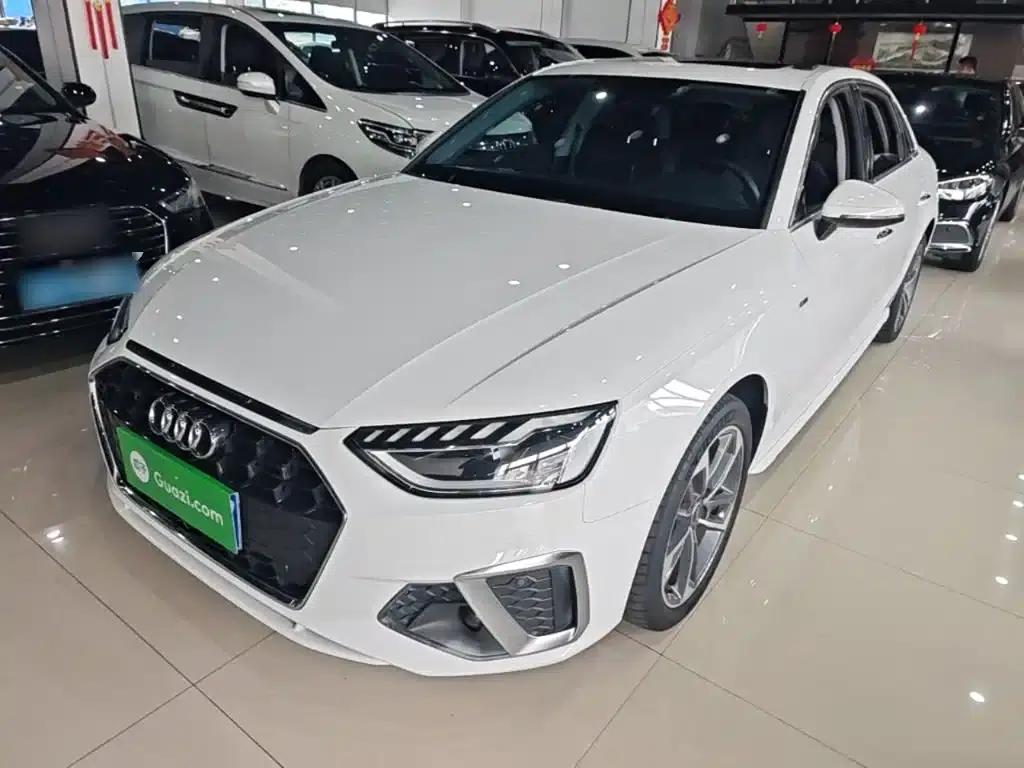 Audi A4L 2022 40 TFSI Fashion Dynamic Edition — миниатюра 1
