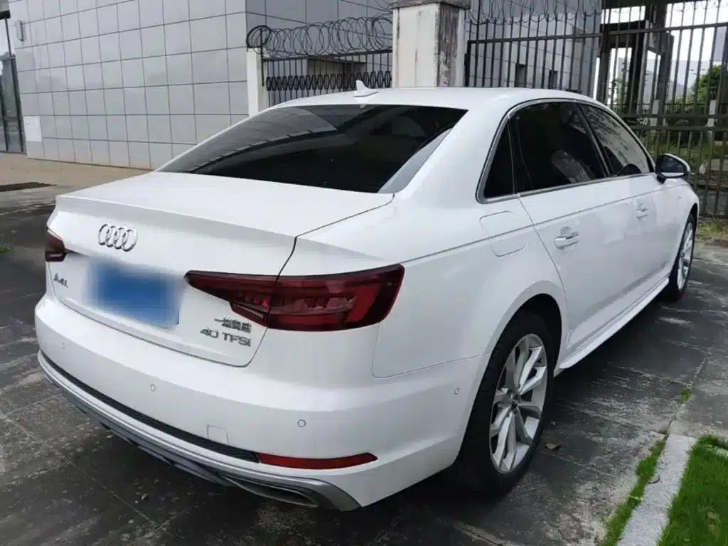 Audi A4L 2019 40 TFSI Fashion Edition (China VI Emission Standard) — миниатюра 7
