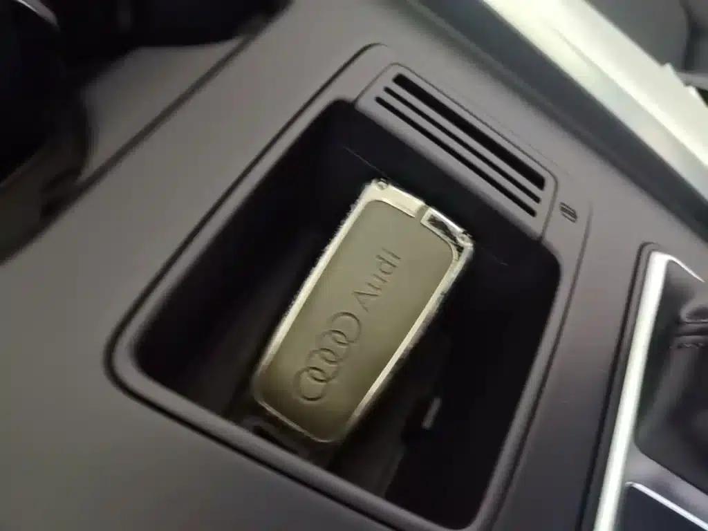 Audi A4L 2022 40 TFSI Luxury Dynamic — миниатюра 9