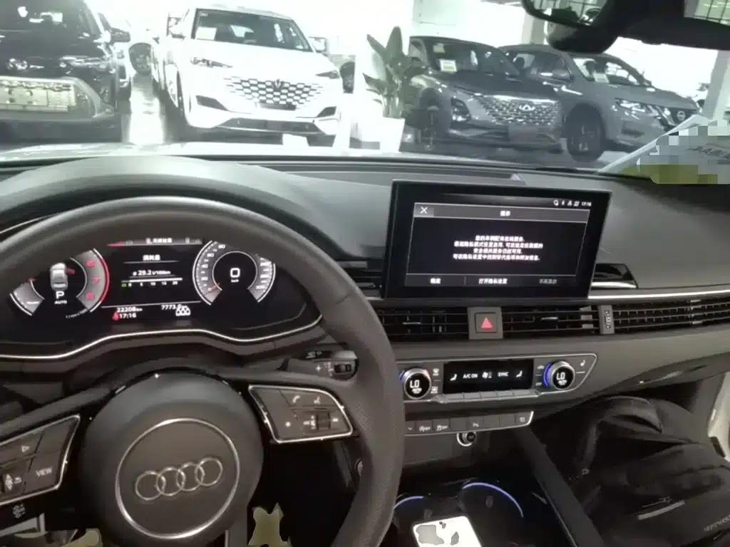 Audi A4L 2024 40 TFSI Luxury Dynamic — миниатюра 10