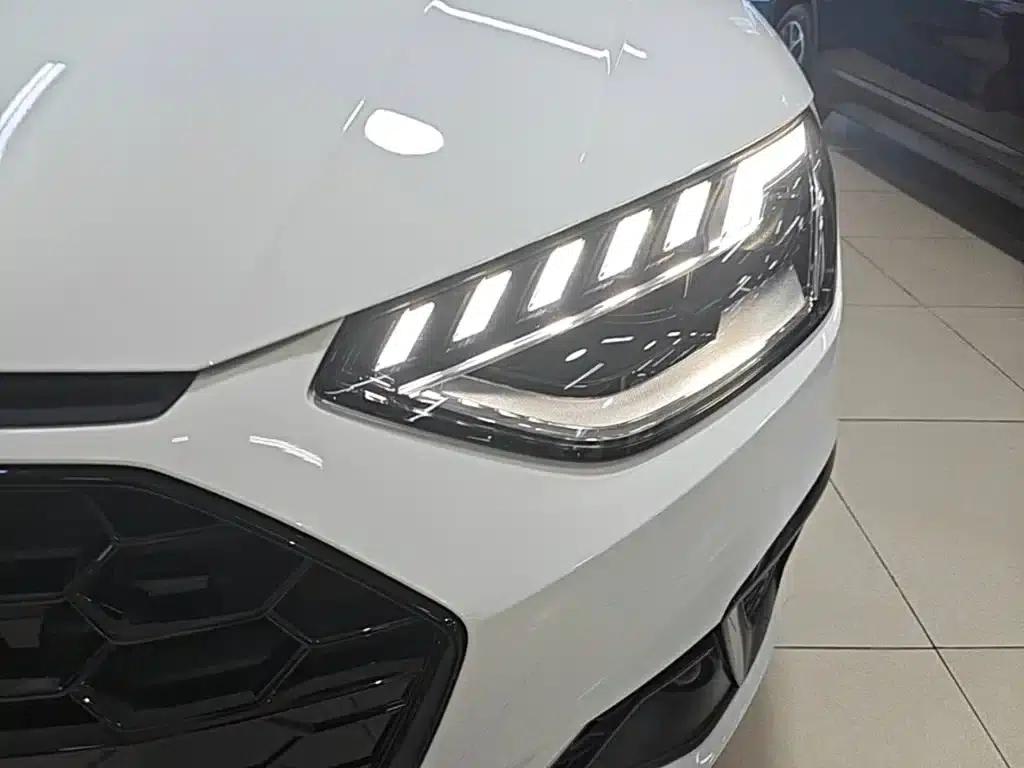 Audi A4L 2023 40 TFSI Luxury Dynamic — миниатюра 24