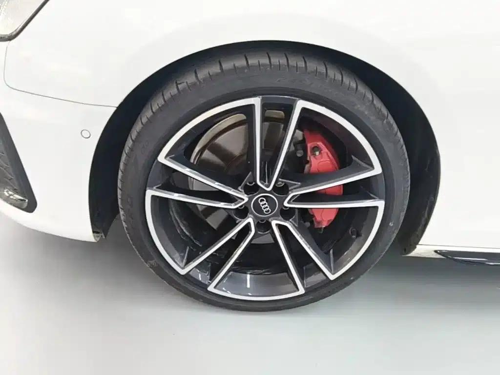 Audi A4L 2023 45 TFSI quattro Premium Dynamic Edition — миниатюра 23
