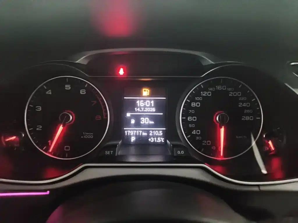 Audi A4L 2015 35 TFSI Automatic Comfort — миниатюра 12