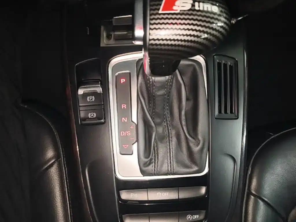 Audi A4L 2015 35 TFSI Automatic Comfort — миниатюра 14