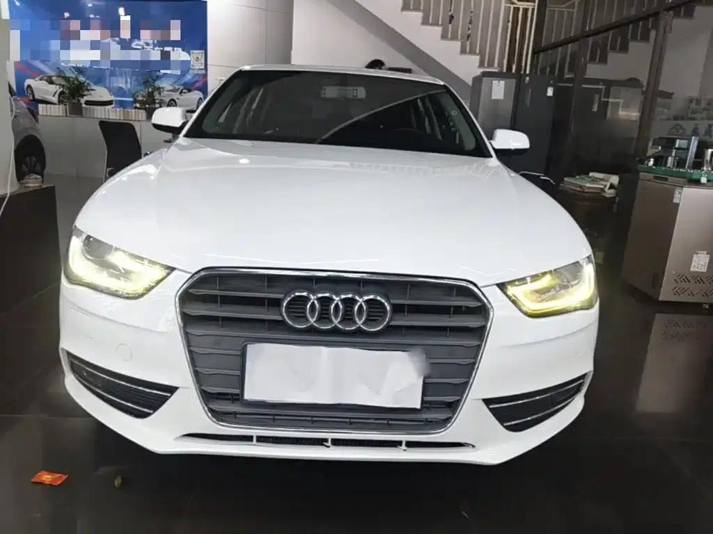Audi A4L 2015 35 TFSI Automatic Comfort — миниатюра 3