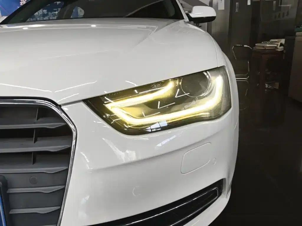 Audi A4L 2015 35 TFSI Automatic Comfort — миниатюра 24