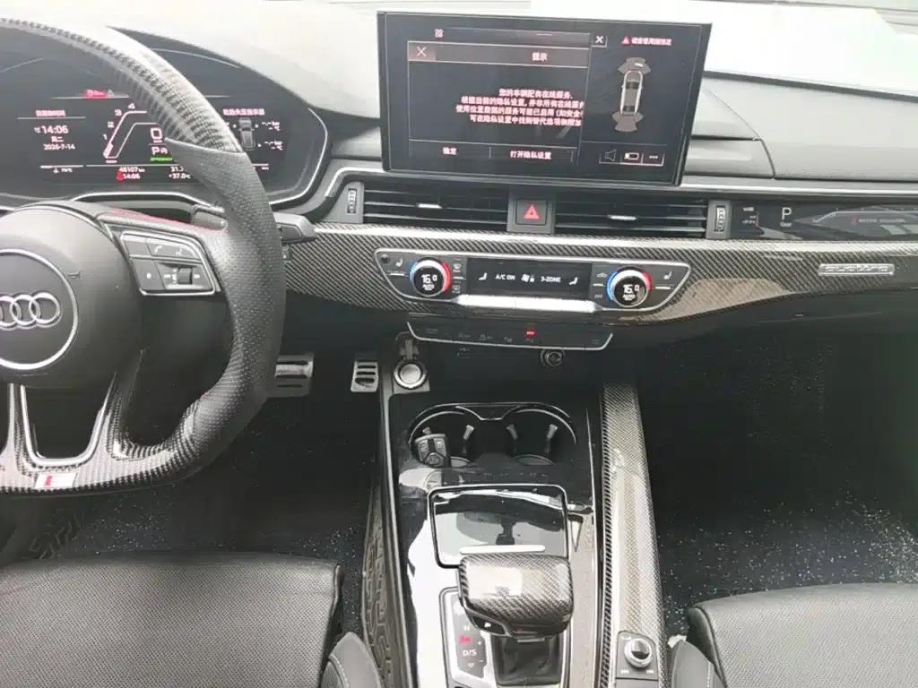 Audi A4L 2020 40 TFSI quattro Luxury Dynamic — миниатюра 13