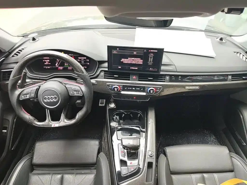 Audi A4L 2020 40 TFSI quattro Luxury Dynamic — миниатюра 10