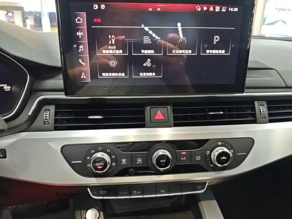 Audi A4L 2020 40 TFSI Fashion Dynamic Edition — миниатюра 13