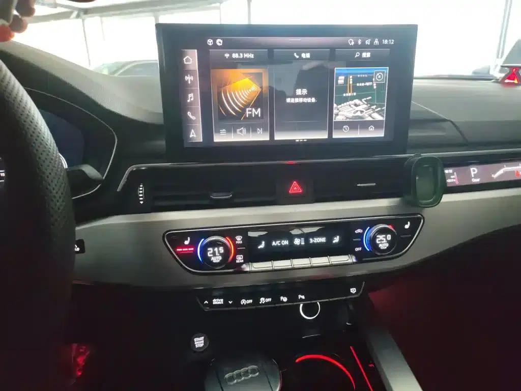Audi A4L 2020 40 TFSI Luxury Elegance — миниатюра 9