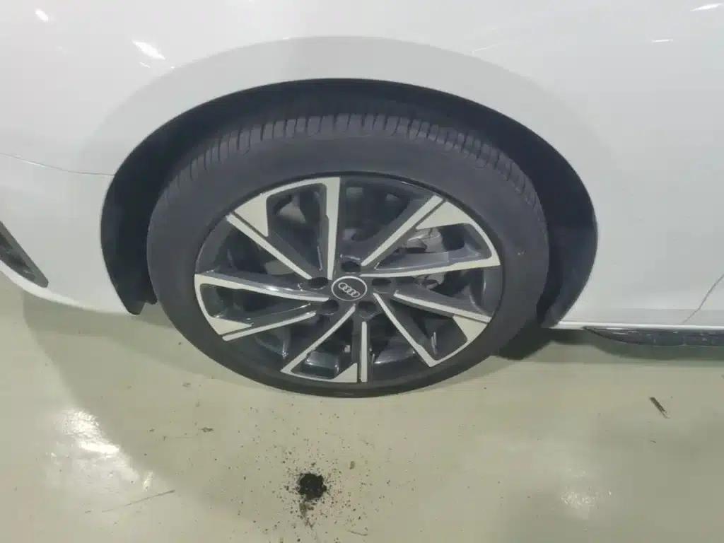 Audi A4L 2023 40 TFSI Luxury Dynamic — миниатюра 23