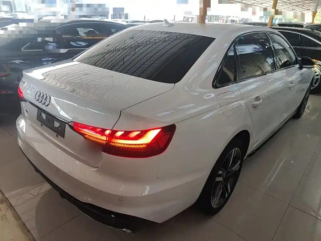 Audi A4L 2022 40 TFSI Fashion Dynamic Edition — миниатюра 7