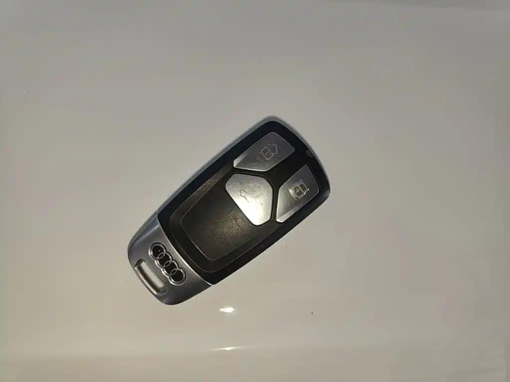 Audi A4L 2022 40 TFSI Fashion Dynamic Edition — миниатюра 9