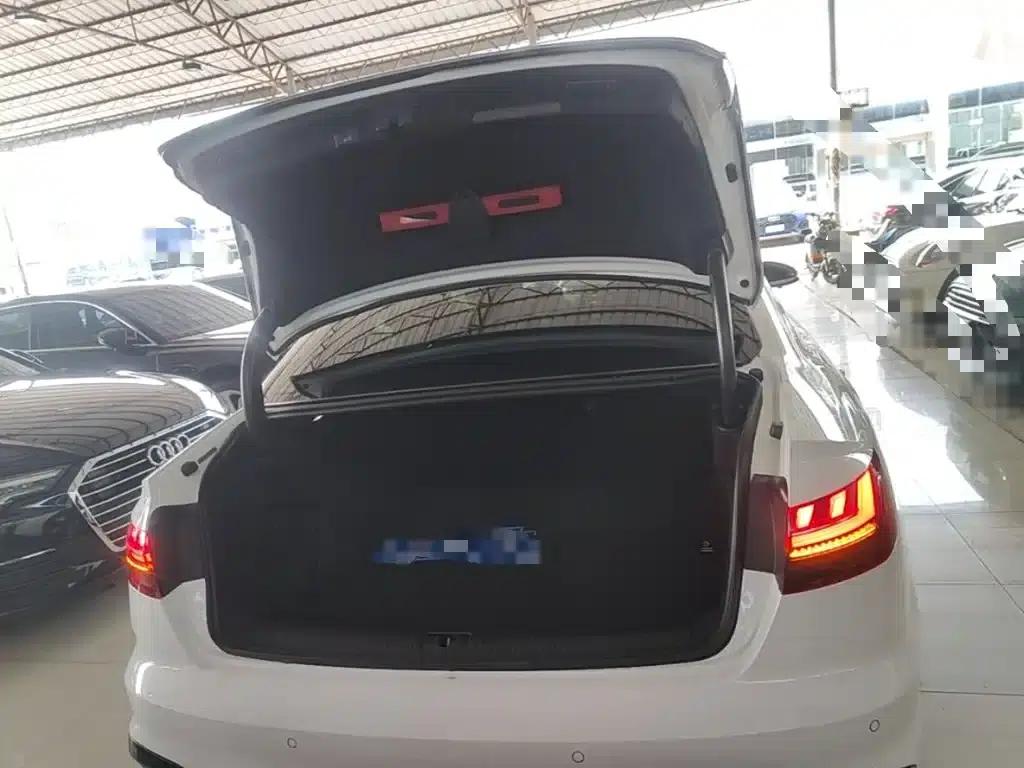 Audi A4L 2022 40 TFSI Luxury Dynamic — миниатюра 19