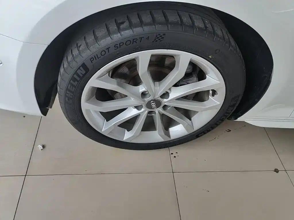 Audi A4L 2019 40 TFSI Fashion Edition (National V Emission Standard) — миниатюра 23