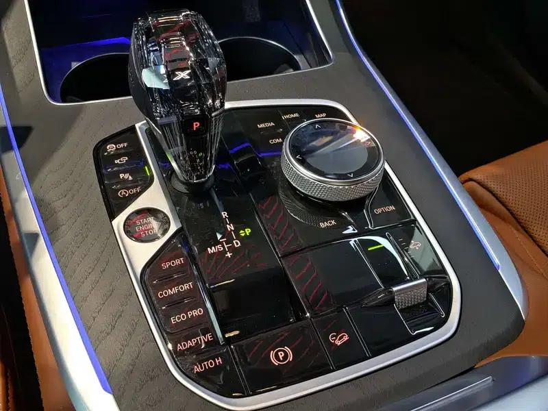 BMW X7 2022 xDrive40i M Sport Package — миниатюра 17