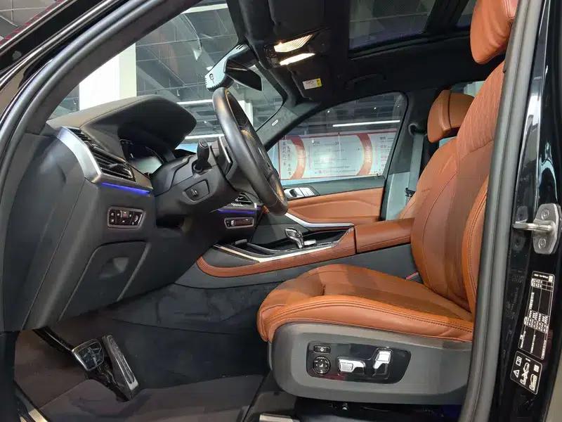 BMW X7 2022 xDrive40i M Sport Package — миниатюра 23