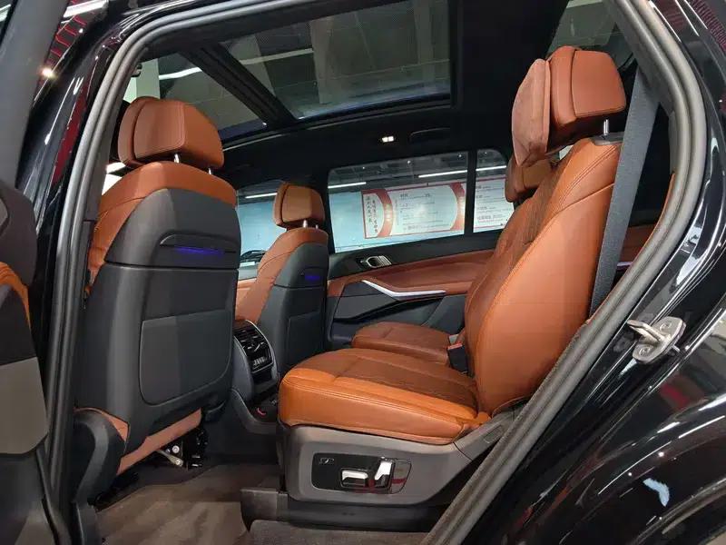 BMW X7 2022 xDrive40i M Sport Package — миниатюра 24