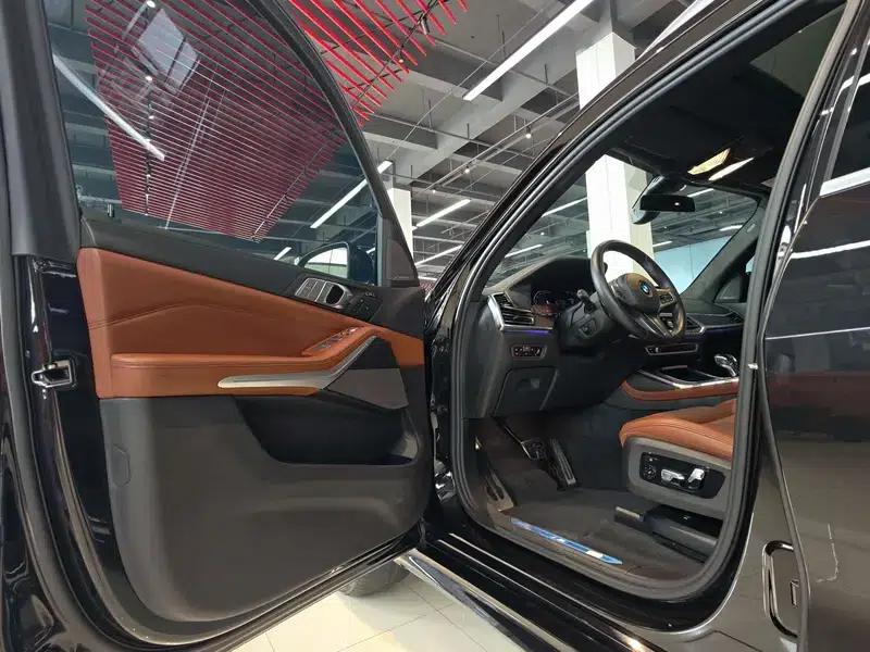 BMW X7 2022 xDrive40i M Sport Package — миниатюра 30