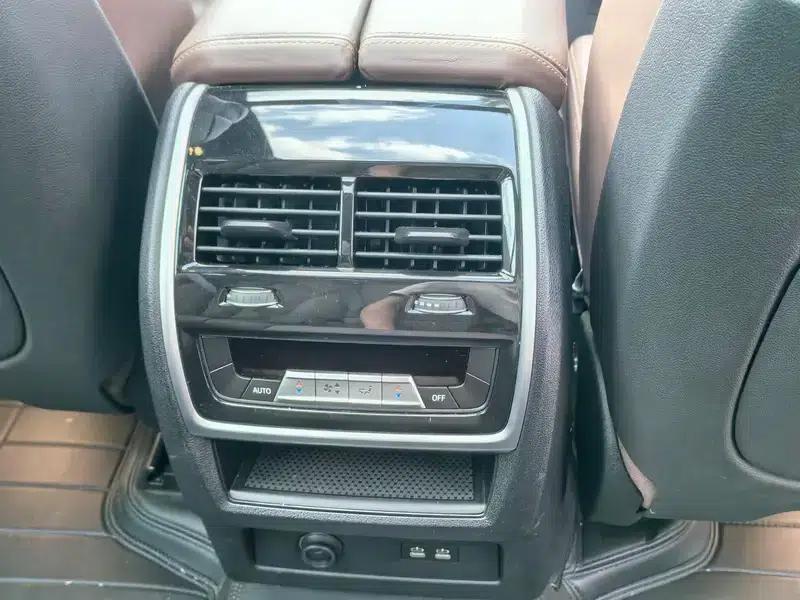 BMW X7 2022 xDrive40i M Sport Package — миниатюра 11