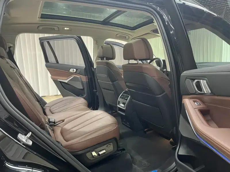 BMW X7 2021 xDrive40i Leading Luxury Package — миниатюра 15
