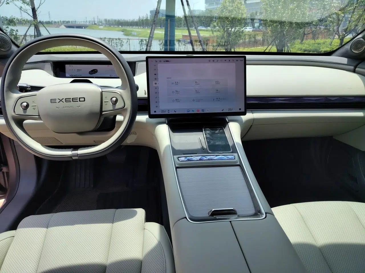 EXEED Star Era ES 2025 Extended-Range Max Urban Assisted Driving — миниатюра 9