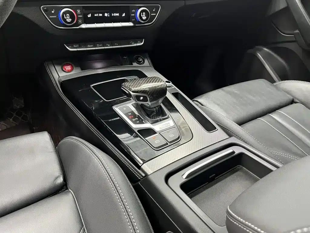 Audi Q5L 2022 40T Luxury Dynamic — миниатюра 8