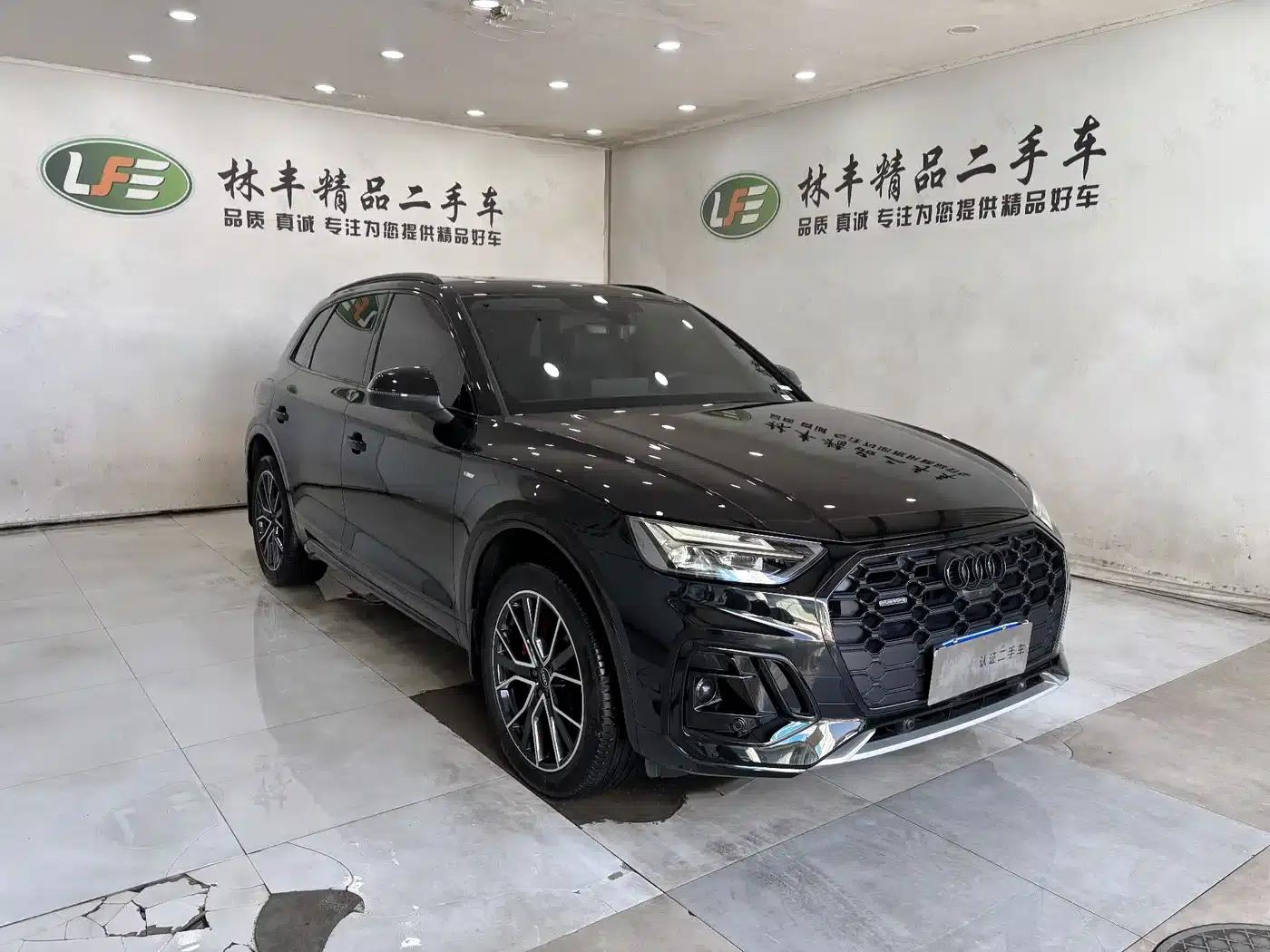 Audi Q5L 2025 45th Anniversary Edition 45 TFSI Luxury Dynamic — миниатюра 3