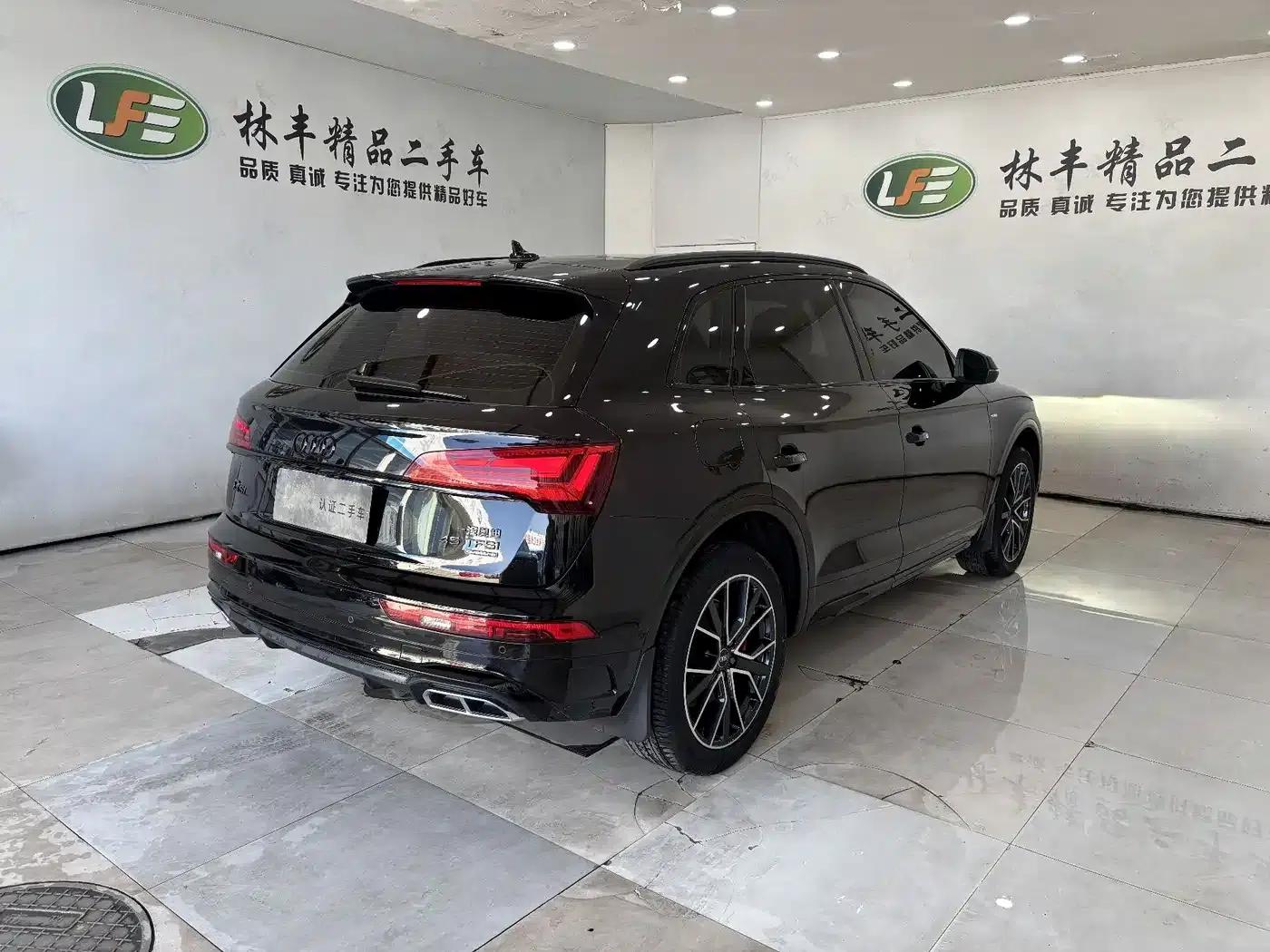 Audi Q5L 2025 45th Anniversary Edition 45 TFSI Luxury Dynamic — миниатюра 5