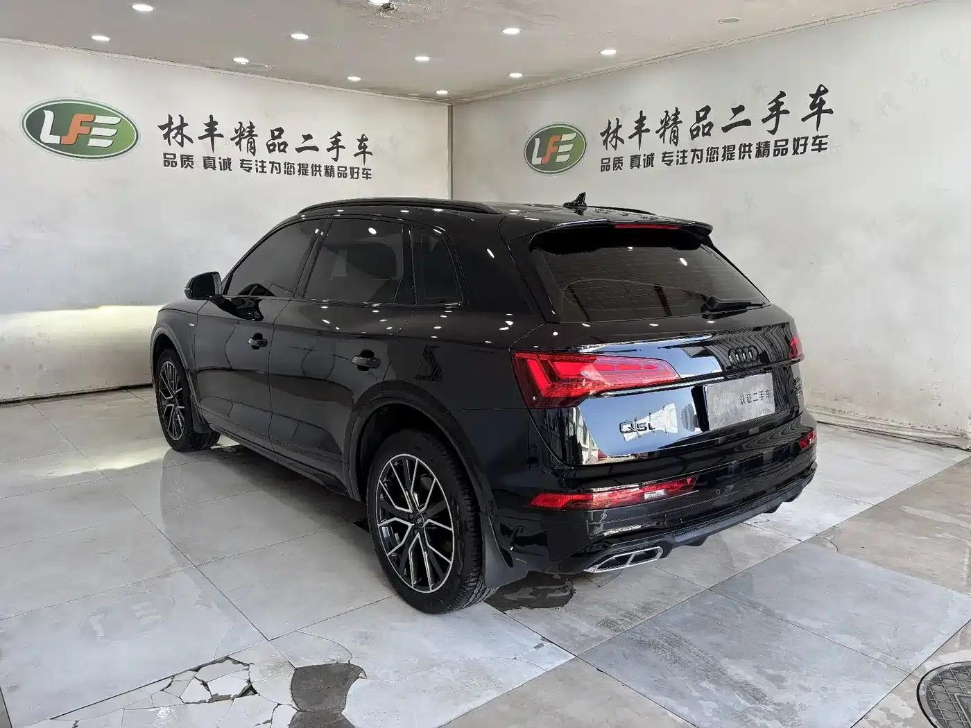 Audi Q5L 2025 45th Anniversary Edition 45 TFSI Luxury Dynamic — миниатюра 7