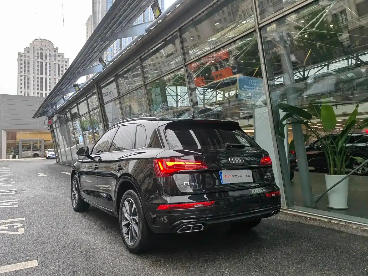Audi Q5L 2023 40T Luxury Dynamic — миниатюра 9
