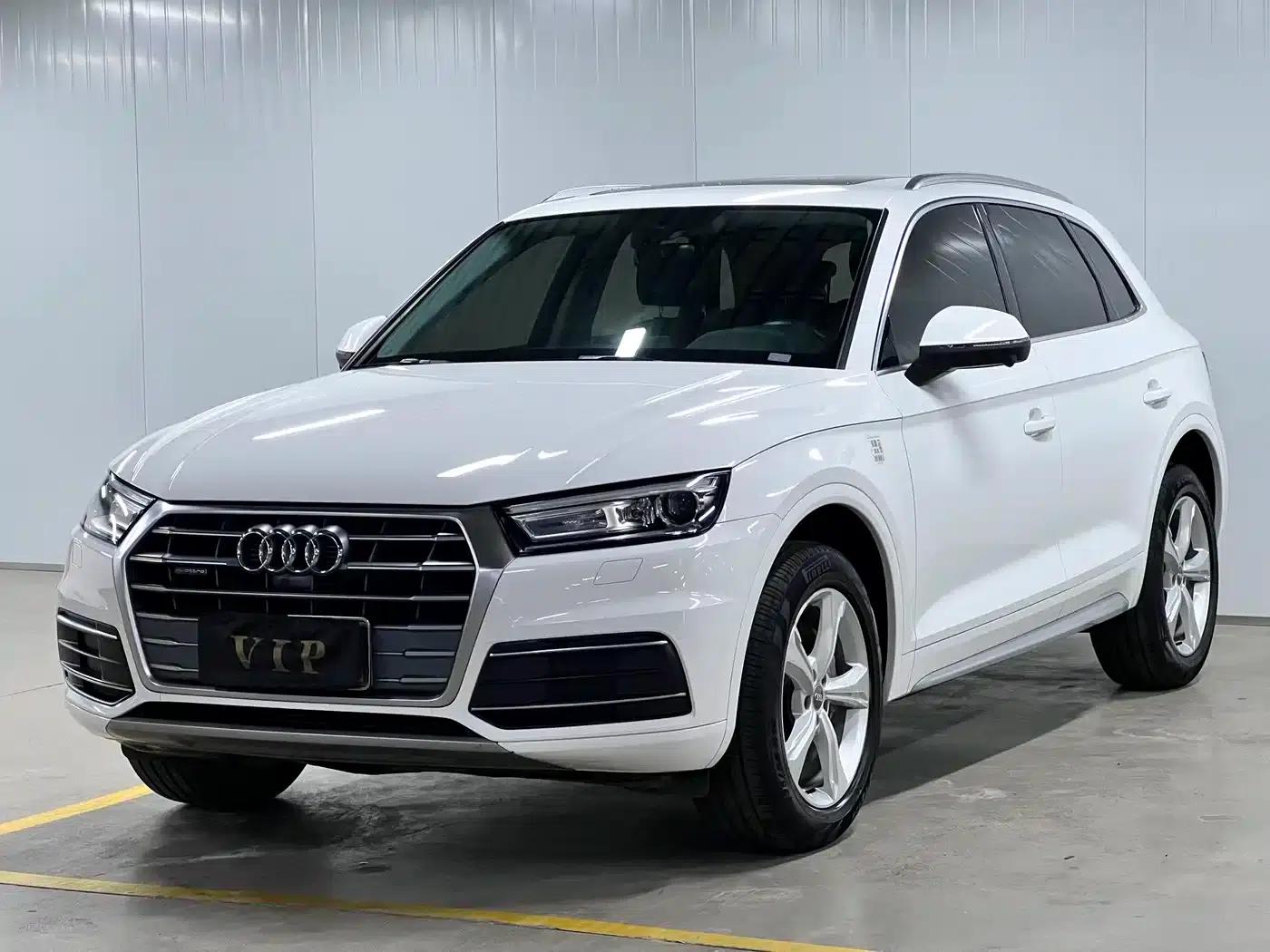 Audi Q5L 2018 40 TFSI Luxury Progressive Edition (National V Emission Standard) — миниатюра 1