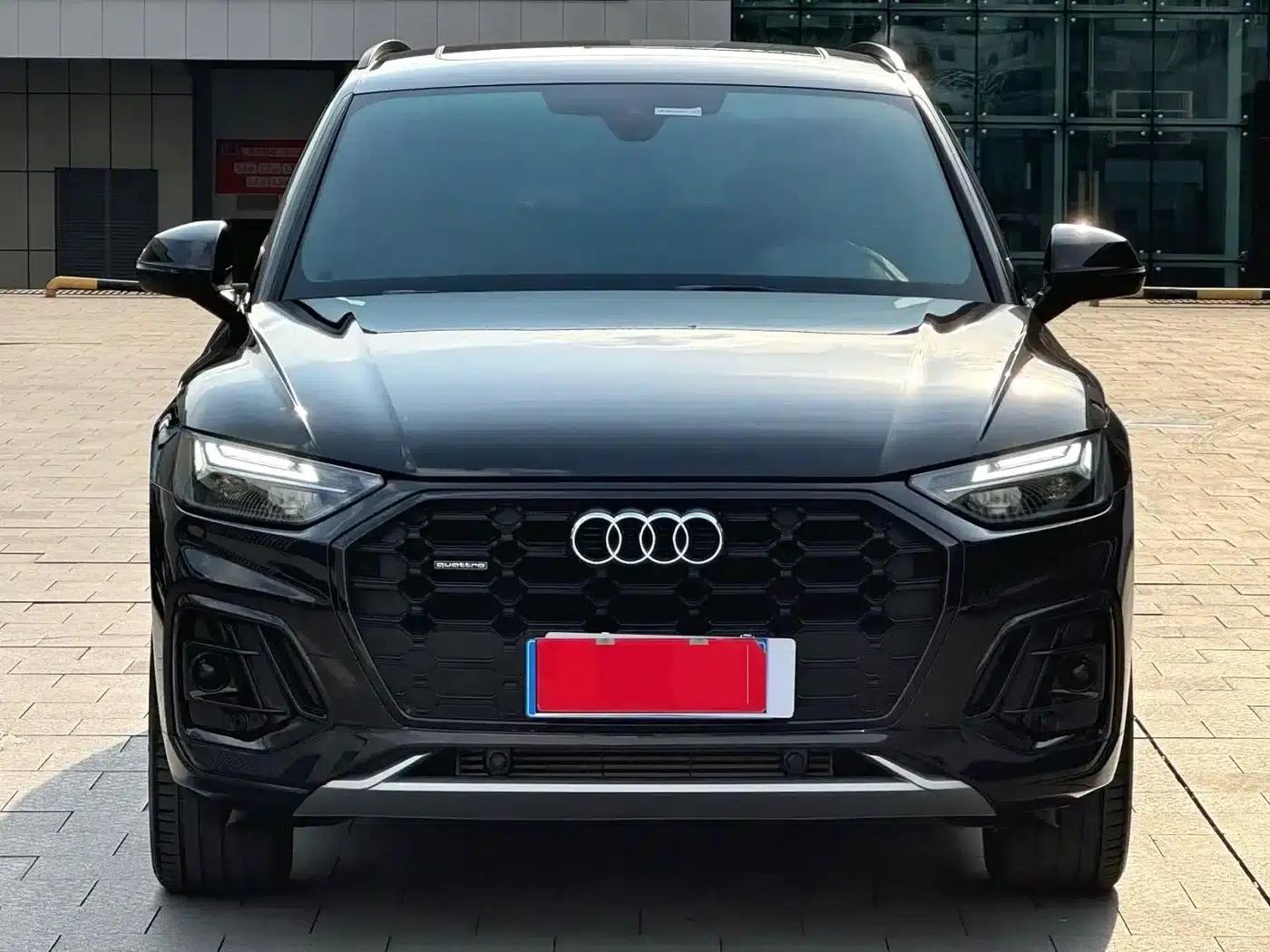 Audi Q5L 2024 40 TFSI Luxury Dynamic — миниатюра 2