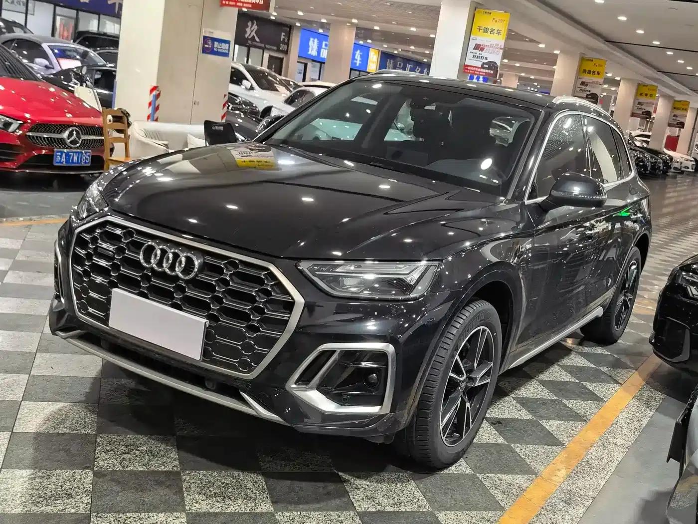 Audi Q5L 2022 40T Fashion Dynamic Edition — миниатюра 1