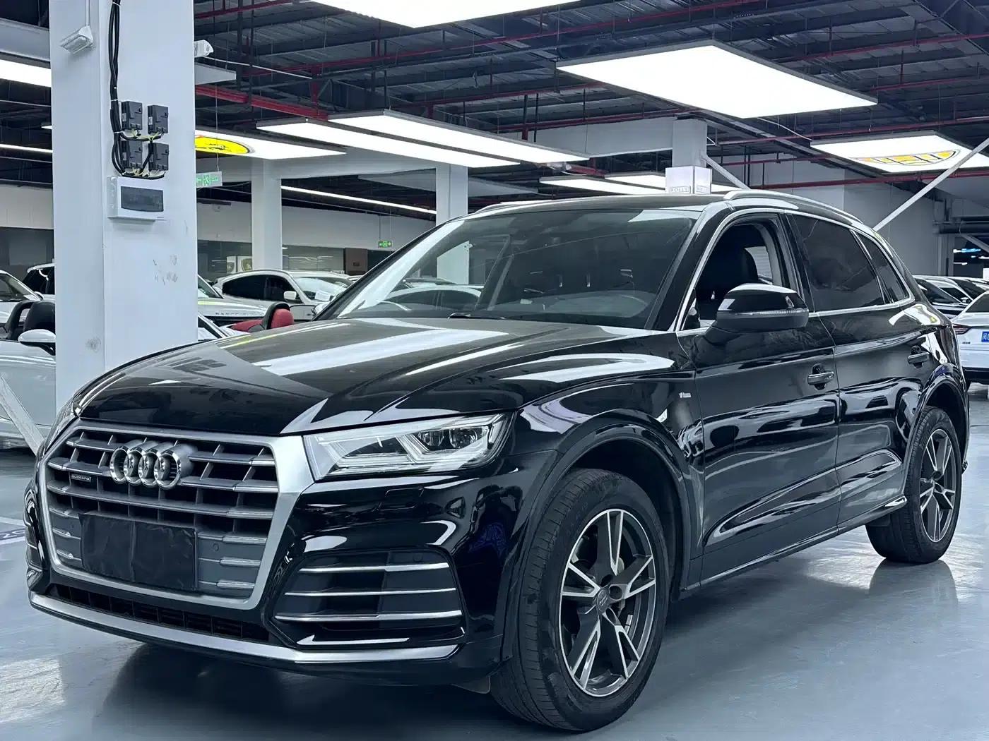 Audi Q5L 2020 40 TFSI Luxury Fashion Edition — миниатюра 1