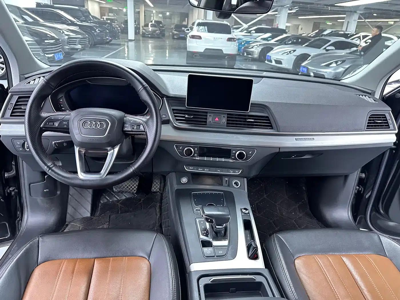 Audi Q5L 2020 40 TFSI Luxury Fashion Edition — миниатюра 12