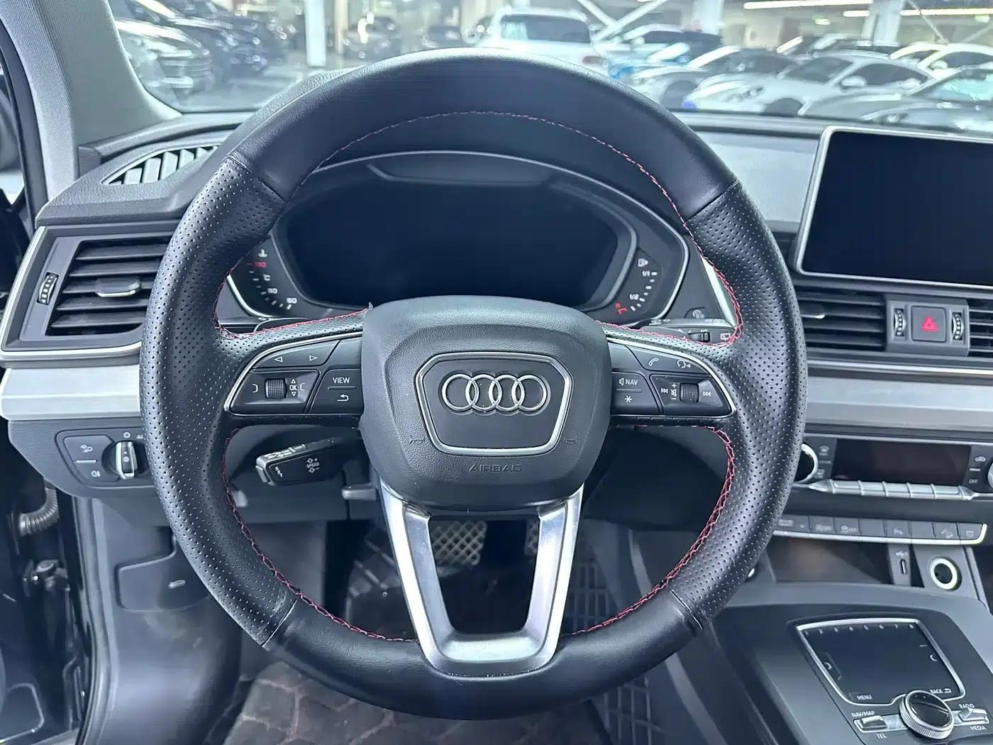Audi Q5L 2020 40 TFSI Luxury Fashion Edition — миниатюра 6