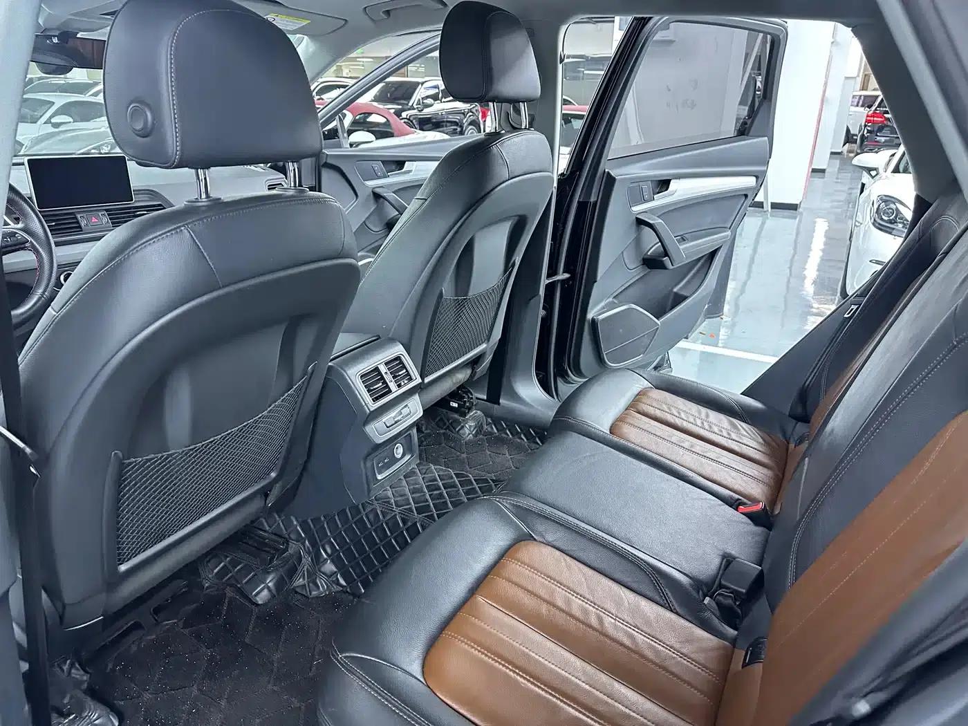 Audi Q5L 2020 40 TFSI Luxury Fashion Edition — миниатюра 10
