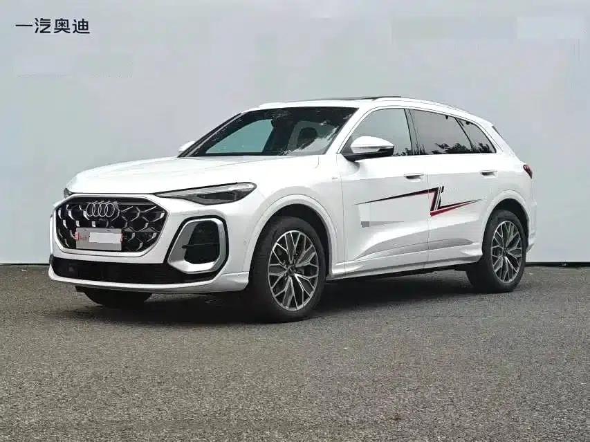 Audi Q5L 2026 2.0T Hybrid Luxury — миниатюра 1