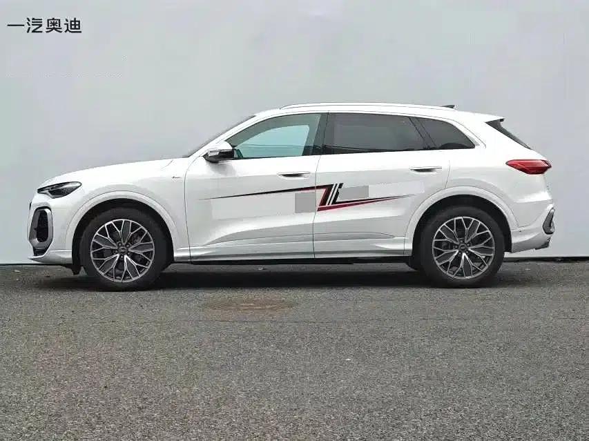 Audi Q5L 2026 2.0T Hybrid Luxury — миниатюра 3