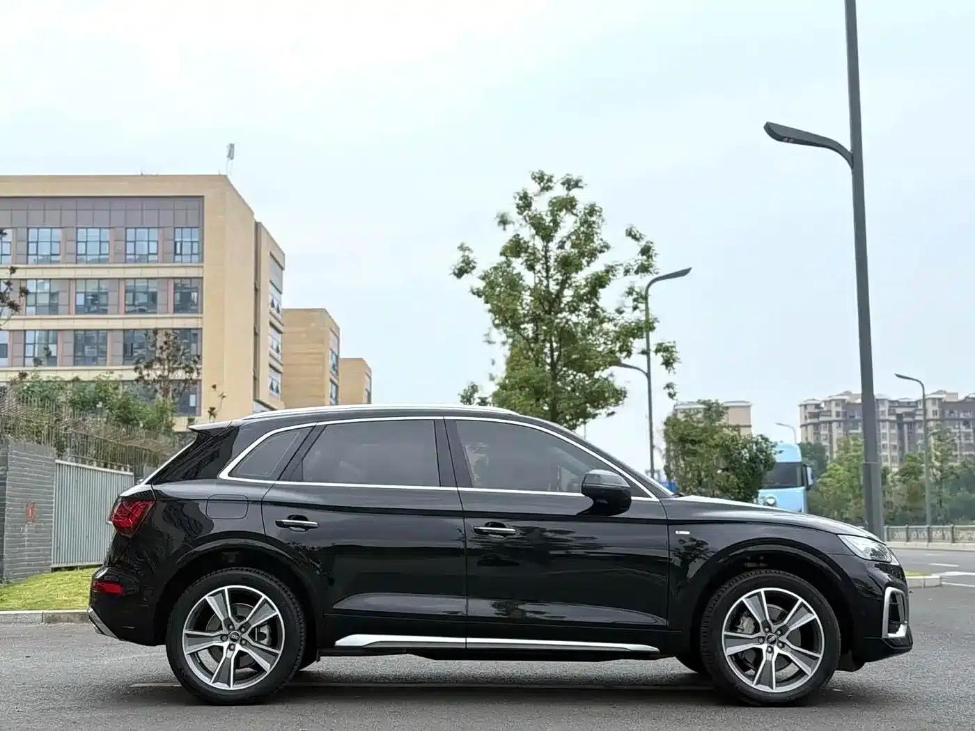 Audi Q5L 2023 45T Luxury Dynamic — миниатюра 4