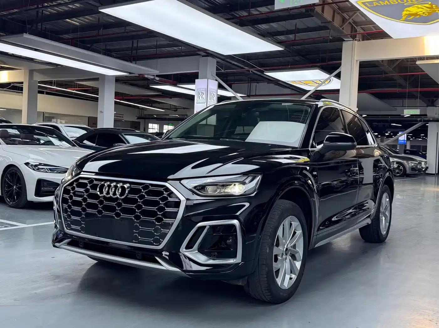 Audi Q5L 2022 40T Fashion Dynamic Edition — миниатюра 1